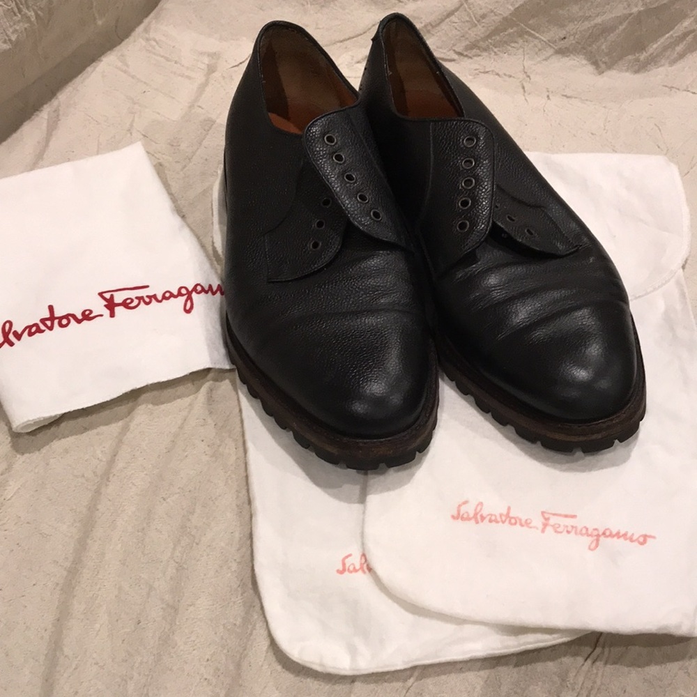 Vintage Salvatore Ferragamo Studio Shoes with Dust Bag and Cloth, no laces